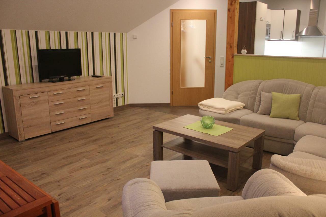 Ferienwohnung Nuessleshof Fambach Екстер'єр фото